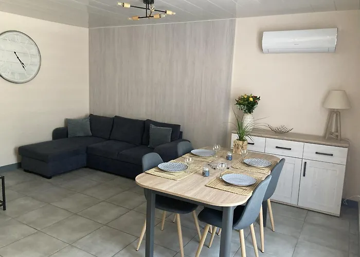 Charmante Maison Сasa de vacaciones *