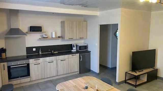 Сasa de vacaciones Charmante Maison Jonzac